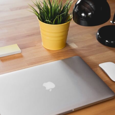 5 Best Macbooks for Businesses